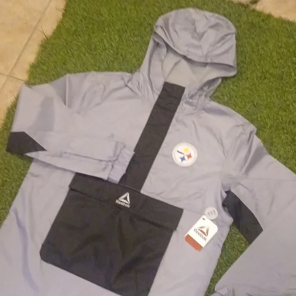Pittsburgh Steelers Men's 1/2 Zip Pullover Hoodie Windbreaker